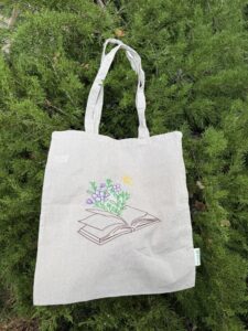 Vászon táska - Könyvből nyíló virág